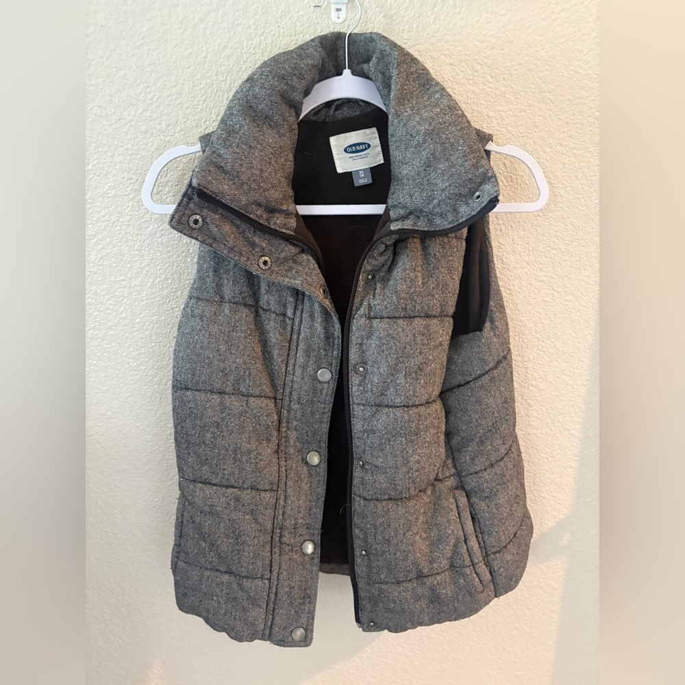 Old Navy Textured Gray Fabric